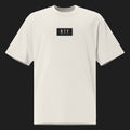 GARDE — Tee Oversize BTY sur fond carbone