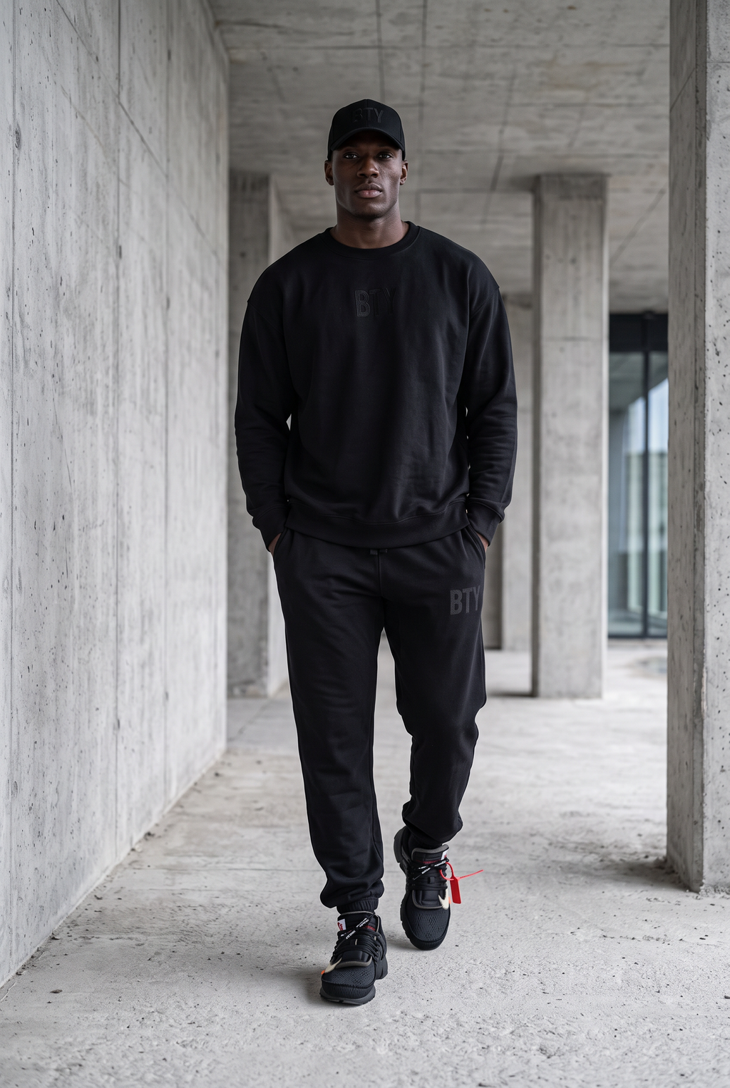 GARDE — Casquette BTY, Drop 01, portée.